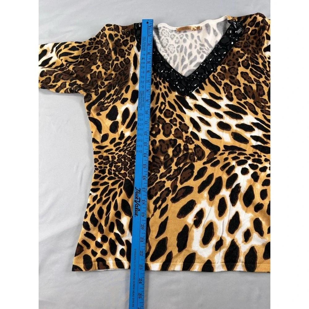 Belldini‎ Womens XL Leopard Print Top Beaded V Neck 3/4 Sleeve Stretch Knit